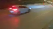 Bursa'da Trafik Kazası: Takla Atan Otomobil Sürücüsü Esnafın Yardımıyla Kurtarıldı