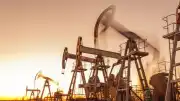 ABD'nin İran'a Saldırıları Sonrası Petrol Fiyatları Yükseldi