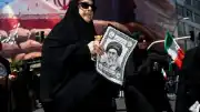 İran'da Ruhani Lider Ayetullah Ali Hamaney İçin Beş Günlük Cenaze Töreni Düzenlenecek