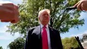 ABD Başkanı Trump İran'a Yönelik Planlanan Hava Saldırılarını İptal Ettiğini Duyurdu