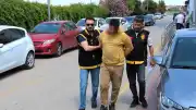 Adana'da Gece Kulübü Çıkışında Silahlı Saldırı: Polis Memuru Yaralandı