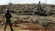 İsrailli İşgalciler Batı Şeria'da Su Hattını Tahrip Etti