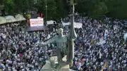 Sırbistan'da İstifa Kararına Rağmen Protestolar Devam Ediyor
