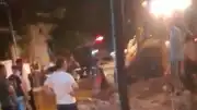 Avcılar'da İş Makinesinin Su Borusunu Delmesi Sonucu 4 Mahalle Susuz Kaldı