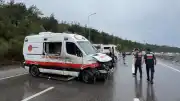 Çekmeköy'de Ambulans Devrildi: Şoför Yaralandı