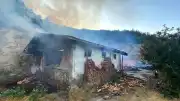 Kastamonu'da Ahşap Evde Başlayan Yangın Ormanlık Alana Sıçradı