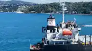 İHA Saldırısı Sonrası Hasar Gören 'New Victory' Gemisi İstanbul Boğazı'ndan Geçirildi