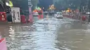 Mersin'de Şiddetli Yağış Su Taşkınlarına Neden Oldu, Trafik Durma Noktasına Geldi