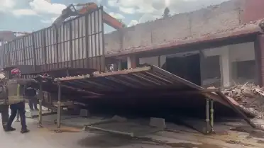 Ankara'da Yıkım Çalışmasında Platform Devrildi