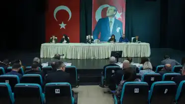 Konak Belediye Başkanı Nilüfer Çınarlı Mutlu: Geri adım atmıyorum, mücadeleye devam edeceğim