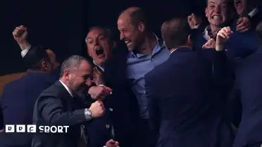 Aston Villa, İstanbul'da Freiburg'u 3-0 Yenerek UEFA Avrupa Ligi'nde Şampiyon Oldu