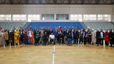 Bingöl'de Engelliler Haftası Etkinlikleri Kapsamında Halk Oyunları ve Sergi Düzenlendi