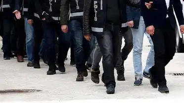 Banka Yöneticisi Kimliklerini Kullanan Dolandırıcılık Çetesine İstanbul Merkezli Operasyon: 89 Gözaltı