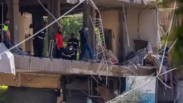 Beyrut'un Güney Banliyösüne İsrail Saldırısı: 3 Ölü, 15 Yaralı