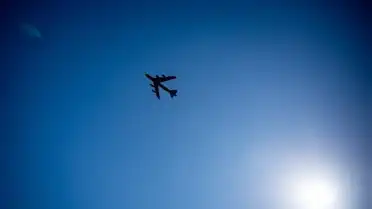 ABD Hava Kuvvetlerine Ait B-52 Bombardıman Uçağı Edwards Hava Sahasında Düştü