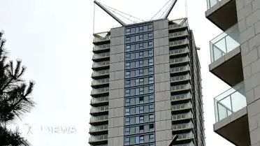 Londra'da Yüksek Bina Faciasında Hayatını Kaybeden Aile Kimlikleriyle Birlikte Anıldı