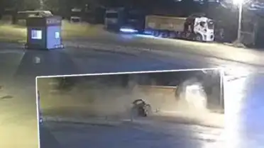 Ankara'da Trafik Kazası: Otomobilin Kamyona Çarpması Sonucu 3 Kişi Yaşamını Yitirdi