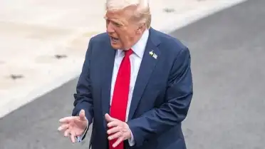 Trump'tan İran'a Sert Tepki: 'Bugün de Darbe Vuracağız'