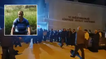 Van'da Trafik Kazası: Baba Hayatını Kaybetti, Oğlu Yaralandı