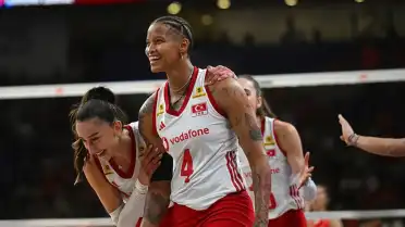 FIVB Voleybol Milletler Ligi: A Milli Kadın Voleybol Takımı Çin Karşısında Galip Geldi