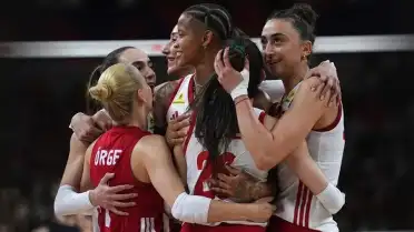 Milli Kadın Voleybol Takımı Almanya Karşısında 3-2 Galip Geldi