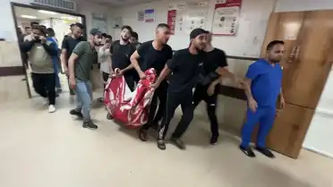 Gazze'deki Saldırıda El Cezire Kameramanı Dahil 6 Kişi Yaşamını Yitirdi