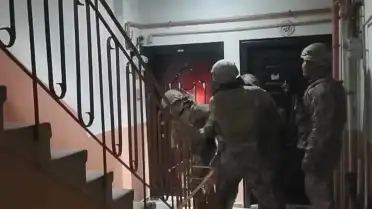 İstanbul'da Organize Suç Örgütlerine Yönelik Operasyonda 27 Gözaltı