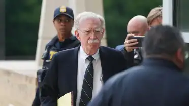 ABD'de Eski Ulusal Güvenlik Danışmanı John Bolton Gizli Belgeleri İhlal Suçunu Kabul Etti