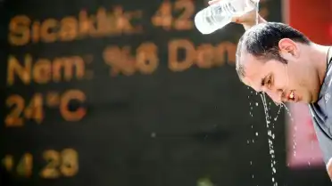 Afrika Kaynaklı Sıcak Hava Dalgası Türkiye'yi Etkileyecek: Sıcaklıklar 40 Dereceyi Görebilir