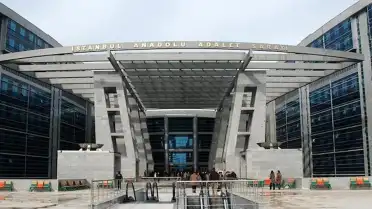 İstanbul Merkezli Dolandırıcılık Operasyonunda 89 Gözaltı, 4 Şirkete Kayyum