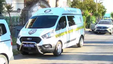Bakırköy'de Ağabey Kardeşini Silahla Vurdu, Tabanca Komşunun Aracında Bulundu