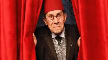 Türk Tiyatrosunun Usta İsmi Zihni Göktay Hayatını Kaybetti