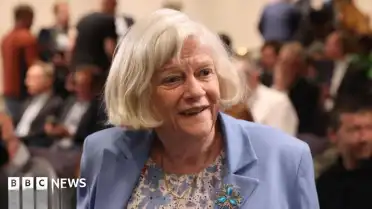 Devon ve Cornwall Polisi Ann Widdecombe Cinayeti Hakkında Açıklama Yaptı: 'Siyasi Bir Motivasyon Bulunmuyor'