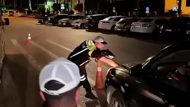 Adana'da Alkollü Sürücü Polis Memuruna Çarptıktan Sonra Tutuklandı