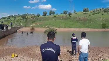 Adıyaman'da Gölete Giren İki Çocuk Boğuldu