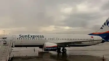 Antalya Uçağında Bombalı Tehdit: Londra'ya Acil İniş