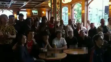 Arsenal, 22 Yıllık Hasretin Ardından Premier Lig'de Şampiyon Oldu