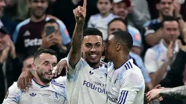 Aston Villa, UEFA Avrupa Ligi Şampiyonu Oldu