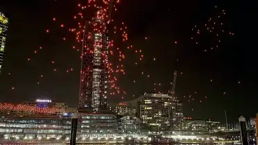 Avustralya'da Dron Gösterisi Kaosa Döndü: 89 Dron Kontrolden Çıktı