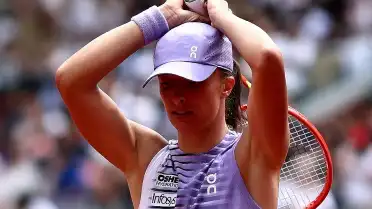 Belinda Bencic ve Iga Swiatek Fransa Açık'tan Elendi
