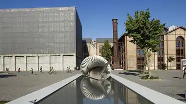 Bilgi Üniversitesi Faaliyetlerine Devam Edecek