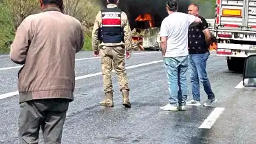 Bitlis-Van Karayolu'nda Meydana Gelen Trafik Kazasında 2 Kişi Hayatını Kaybetti