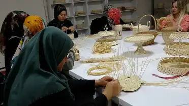 Bitlis'te 5 Bin Yıllık Sepet Örücülüğü Sanatı Yeniden Canlandırılıyor