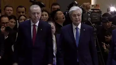 Cumhurbaşkanı Erdoğan, Astana'da Resmi Törenle Karşılandı