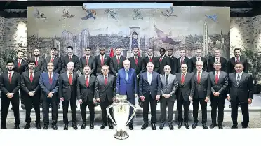 Cumhurbaşkanı Erdoğan, Galatasaraylıları Kabul Etti