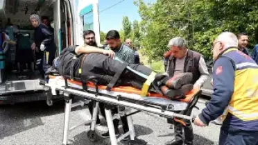 Elazığ'da Trafik Kazası: 5 Yaralı