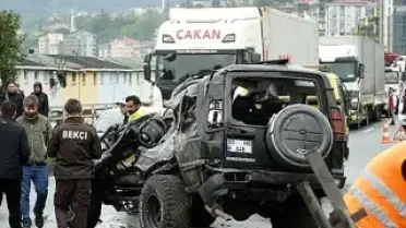 Feci Kazada Cip Üzerine Düştü: 1 Ölü, 7 Yaralı