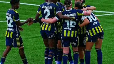 Fenerbahçe ArsaVev, Turkcell Kadın Futbol Süper Ligi'nde Şampiyon Oldu