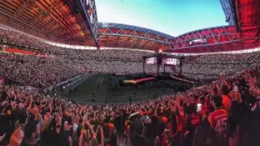 Galatasaray'ın Şampiyonluk Kutlaması 200 Milyon Lira Gelir Getirdi