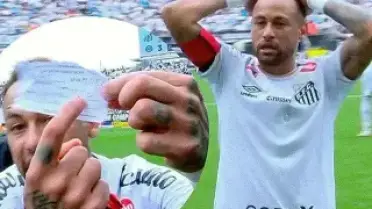 Hakem Hatası Neymar'ı Oyundan Aldı: Tarihi Skandal
